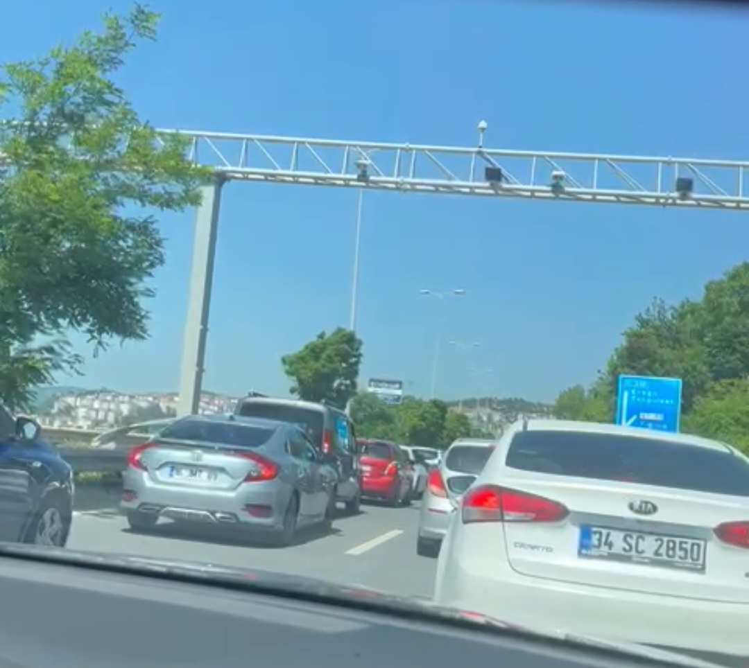 Zonguldak - İstanbul yolu felç!