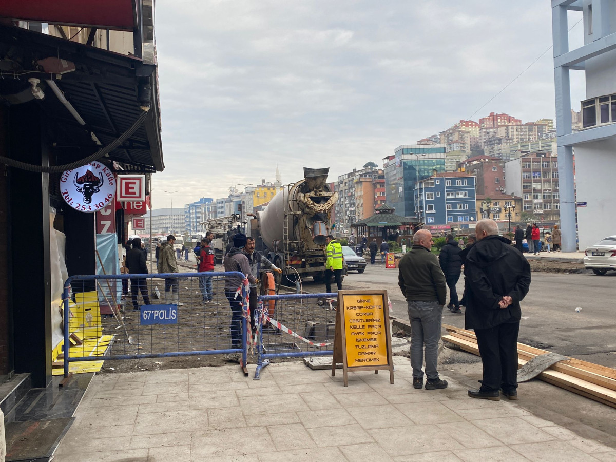 Acılık-Soğuksu arası kaldırımlar yenileniyor...