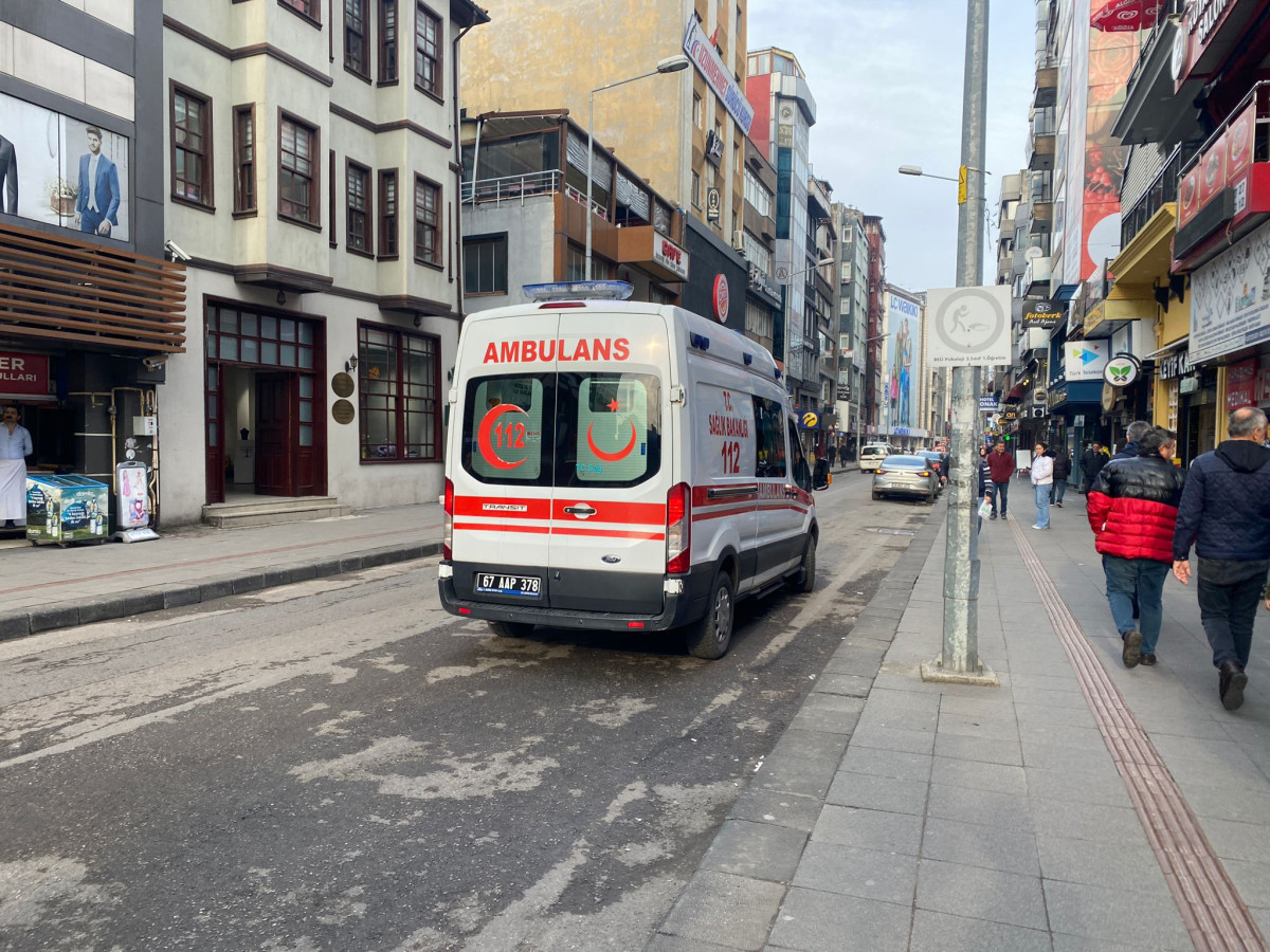 Alışveriş sırasında bir anda fenalaştı !