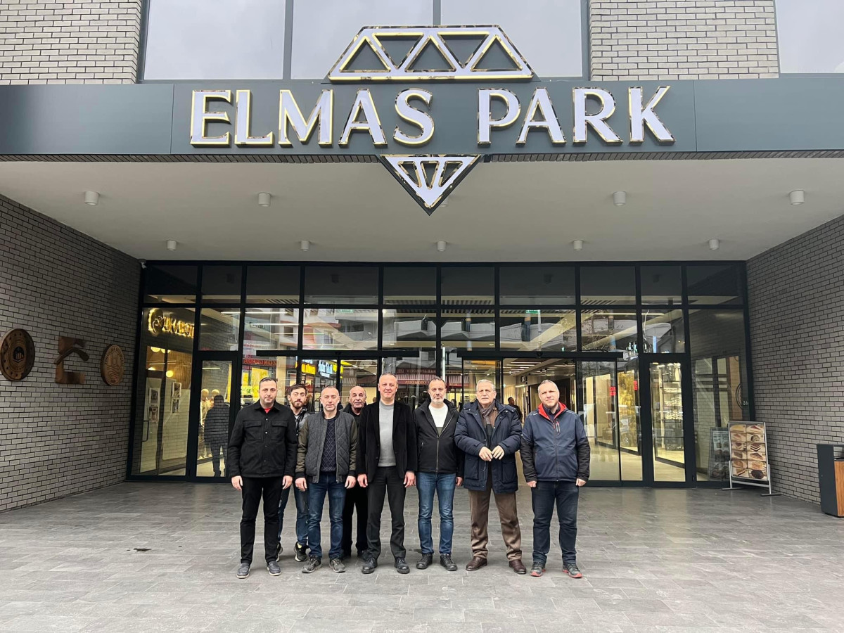 Selim Alan Elmas Park esnafını ziyaret etti!