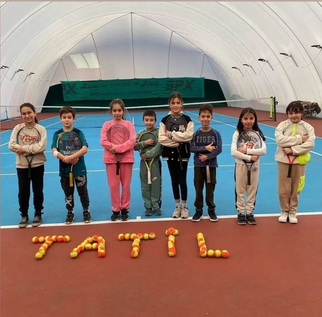 Zonguldak Gençlik ve Spor İl Müdürlüğü, Yarıyıl Tatilinde Gençlere Spor Eğitimi Veriyor