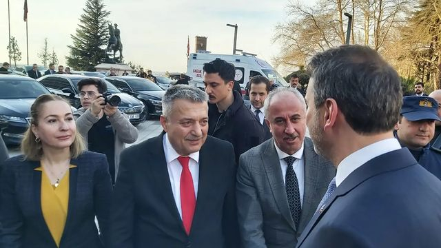 ″Zonguldak, Enerji Bakanı Bayraktar'ı Büyük İlgiliyle Karşıladı″
