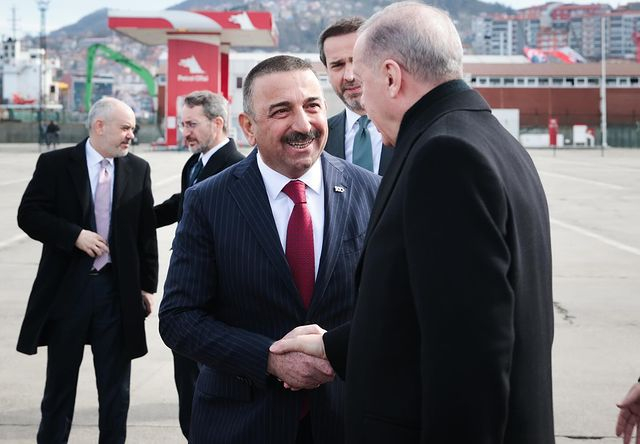 Cumhurbaşkanı Erdoğan, önemli bakanlarla Zonguldak'ı ziyaret etti.