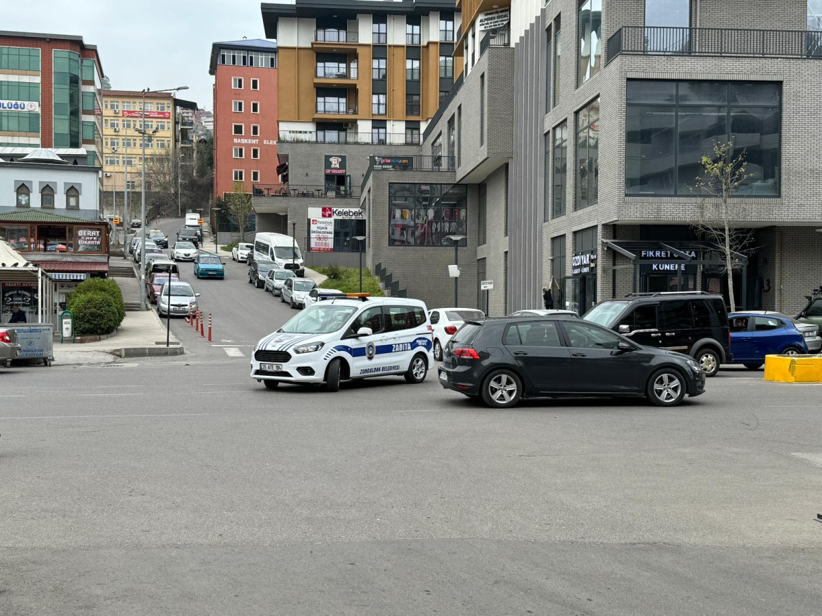 Zonguldak'ta Başı Boş Parklanmalara Ceza!  Zabıta Ekipleri Denetimlerde 