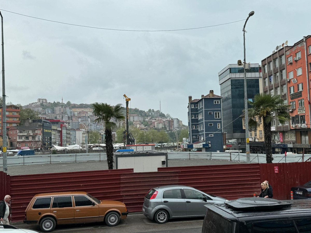 Merkez Çarşısı Ne Zaman Yapılacak? Bekleyiş Sürerken Sorular Ardı Ardına Geliyor!