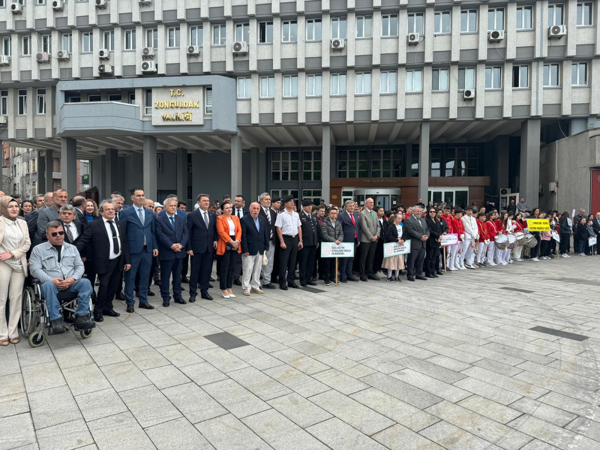 Zonguldak'ta Engelliler Haftası Coşkulu Törenle Kutlandı!