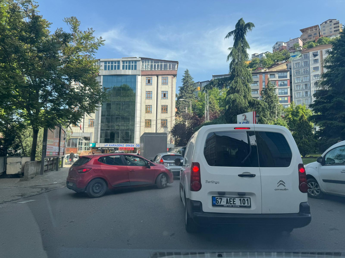 Zonguldak'ta Akşam Trafiği Kabusa Dönüştü!