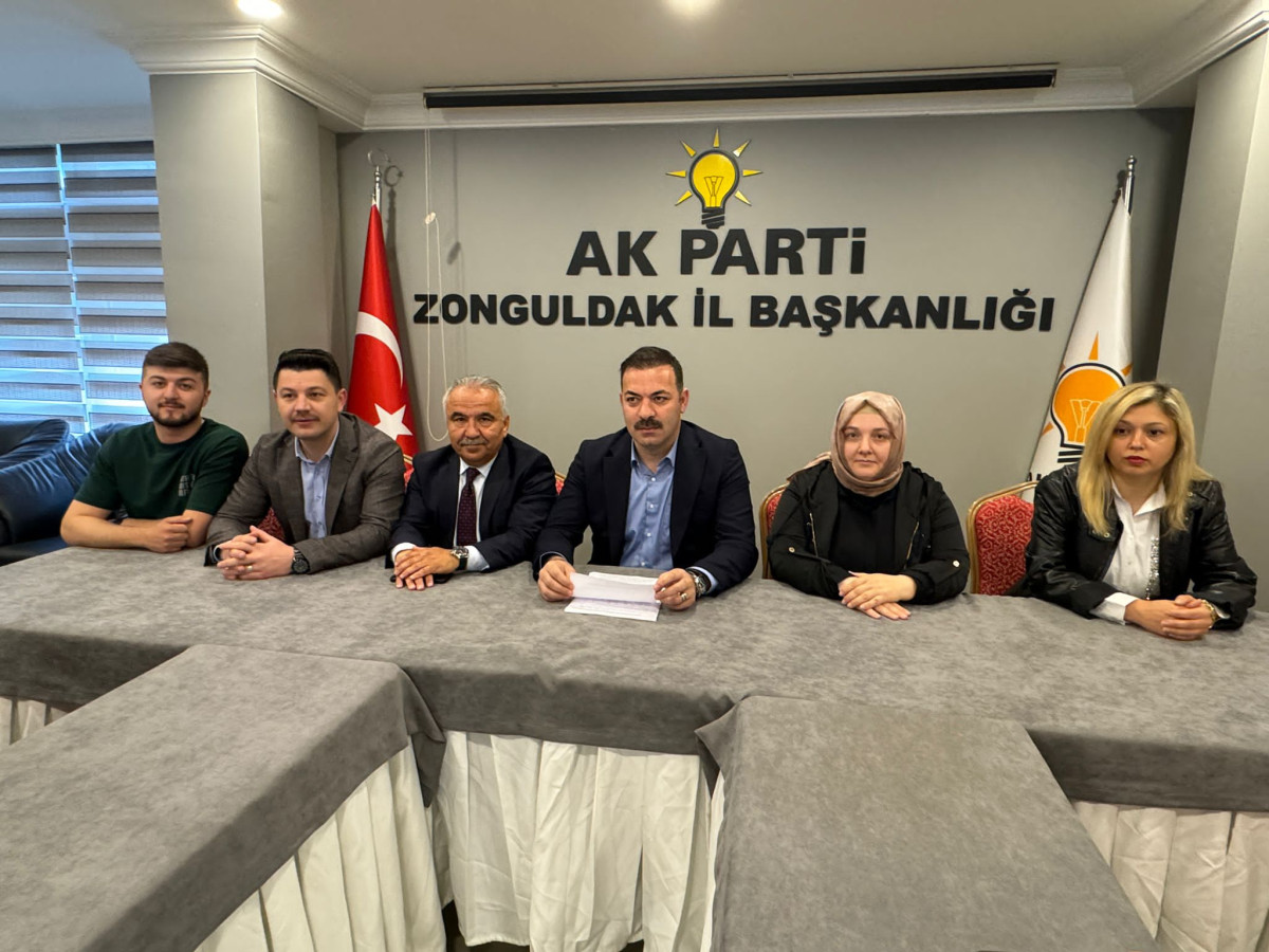 AK Parti İl Başkanı Çağlayan: 27 Mayıs Darbesi Milli İradeye Hançer Vurmuştur!