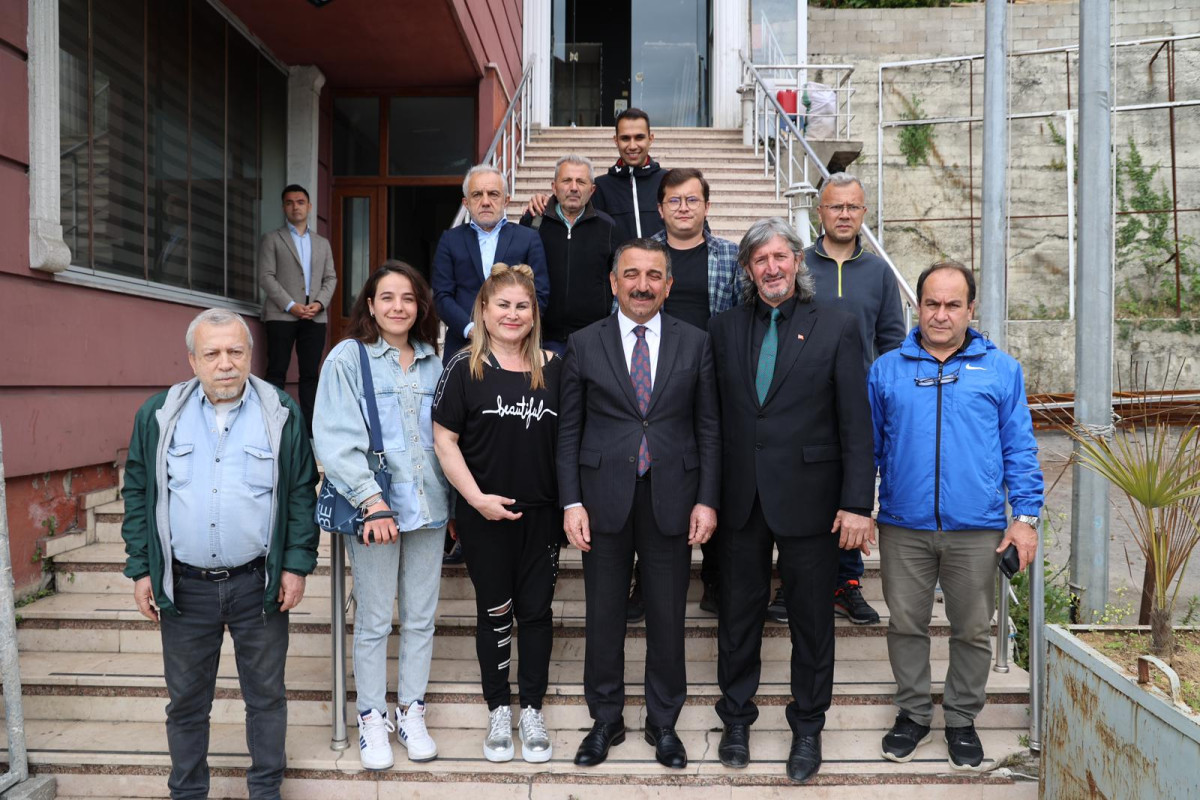 Vali Hacıbektaşoğlu'ndan Akbıyık'a tebrik ziyareti