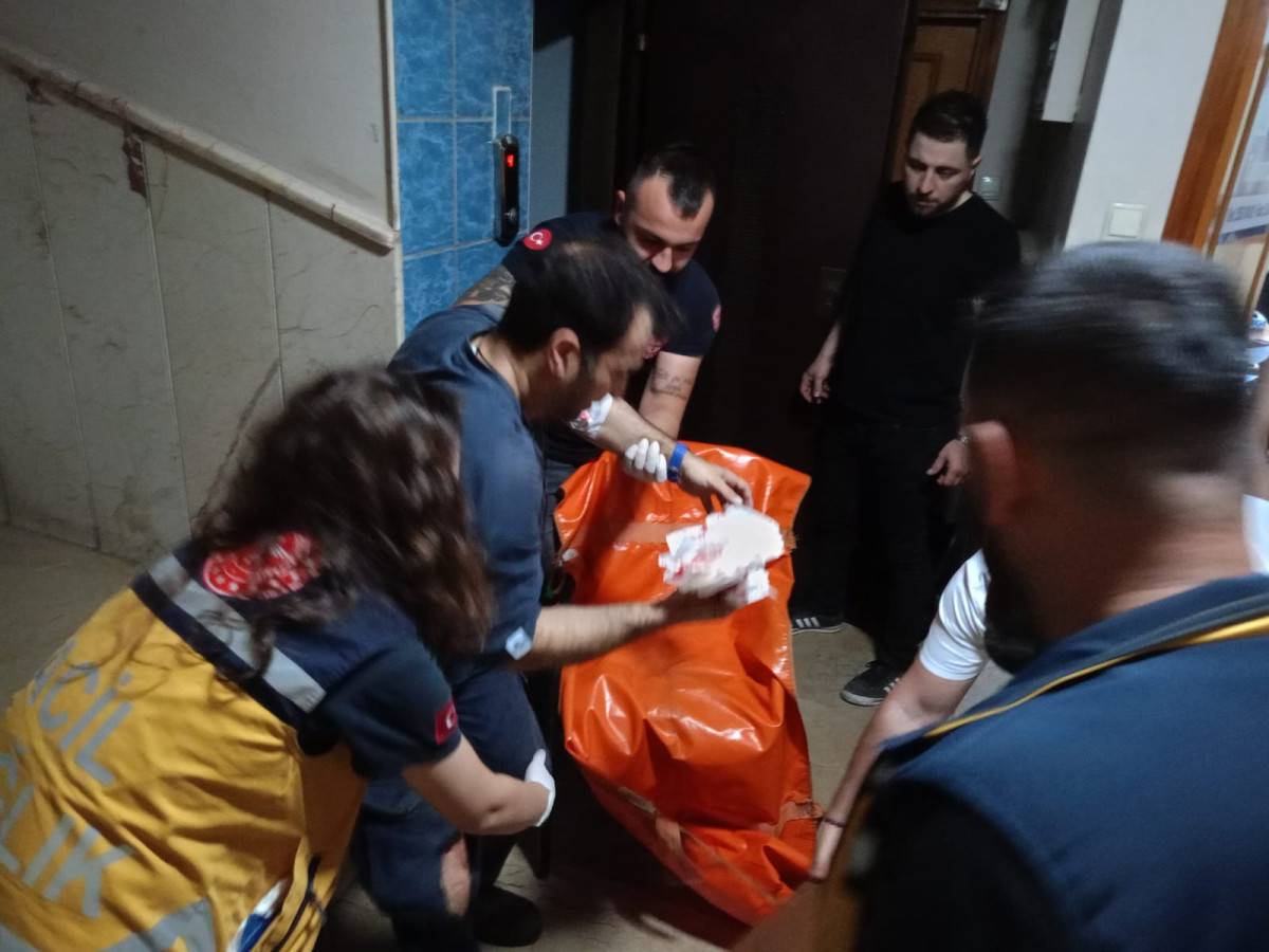 Zonguldak'ta Asansör Tamir İşçisi Kazada Yaralandı!