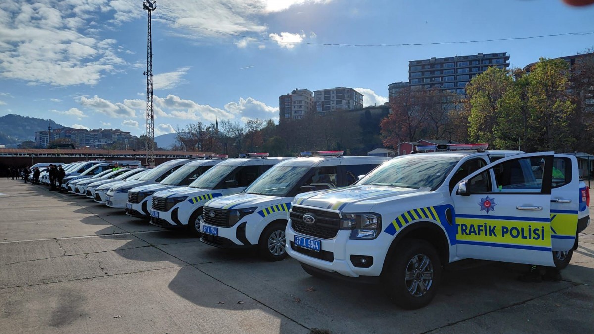 ZONGULDAK’TA EMNİYET VE JANDARMA İÇİN 55 ARAÇ TAHSİS EDİLDİ