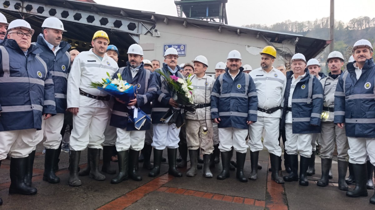 BAKAN YARDIMCILARI MADENE İNDİ