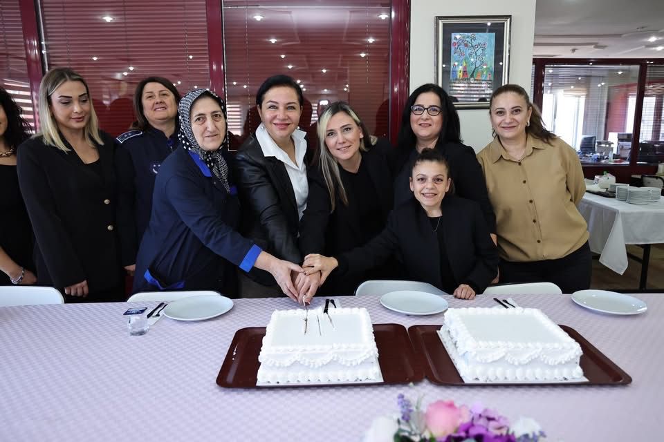 Kadın personeller sosyal hayata güç katıyor